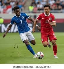 第74分钟，舍什科六码处的射门偏出。肖和泽尔基此前配合精妙。 来源：The United Stand